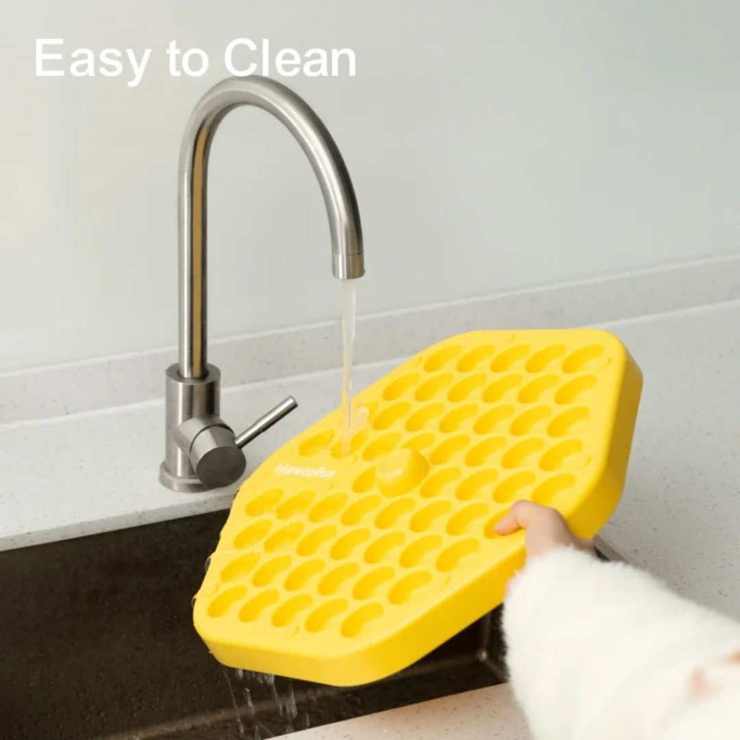 PawFeast™ – Dog Slow Feeder Toy